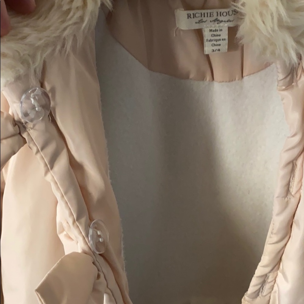 Girls cream bow button up puffer jacket - Picture 3 of 6